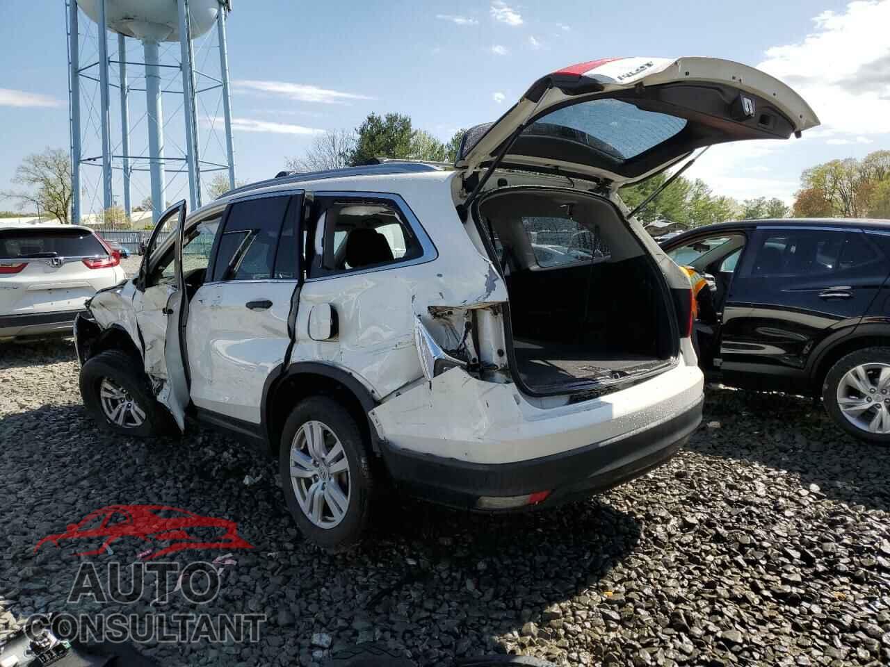 HONDA PILOT 2018 - 5FNYF6H17JB040127