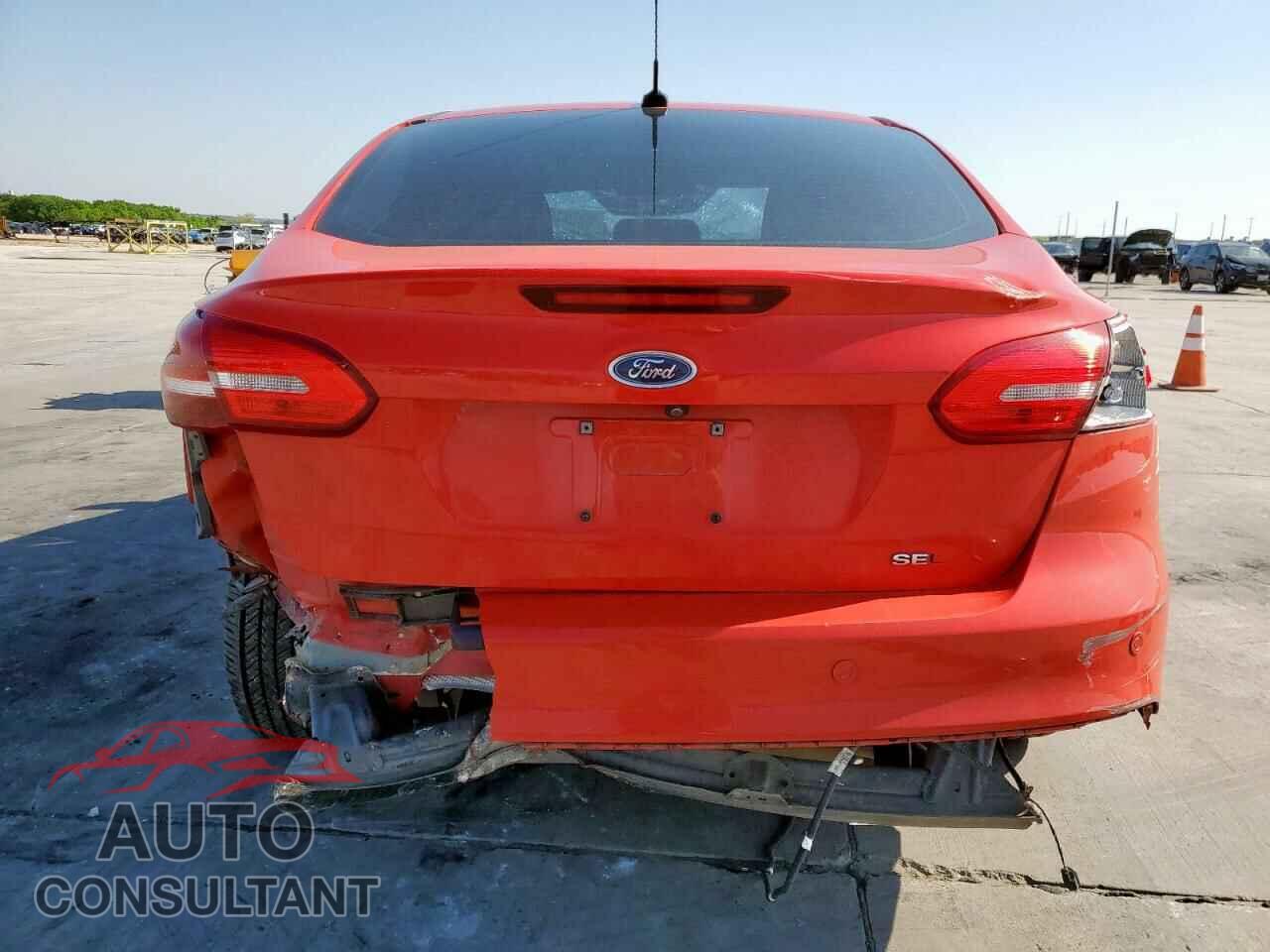 FORD FOCUS 2017 - 1FADP3H28HL248307