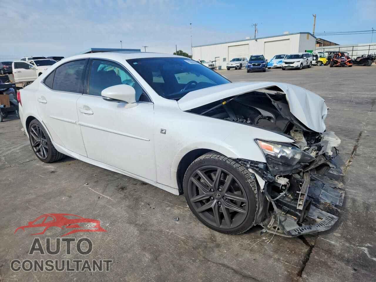 LEXUS IS 2014 - JTHBE1D20E5000620