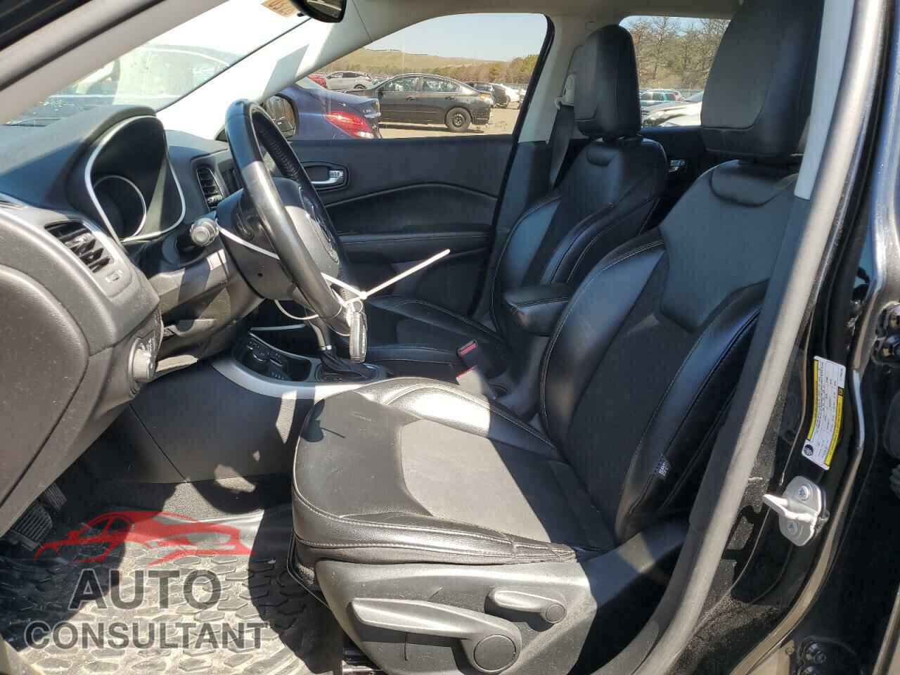 JEEP COMPASS 2020 - 3C4NJDBB8LT100590