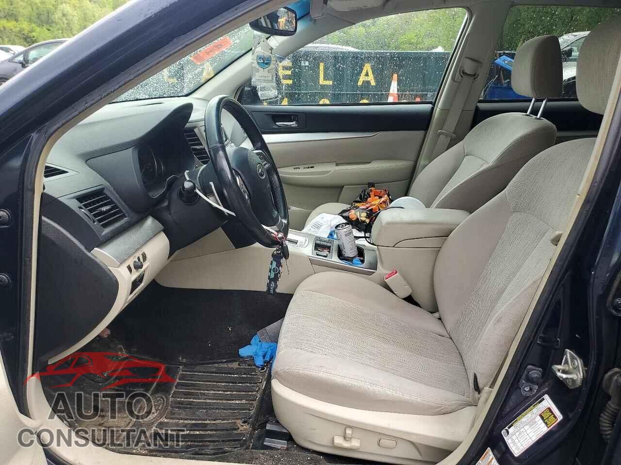 SUBARU OUTBACK 2013 - 4S4BRBGC8D3216317