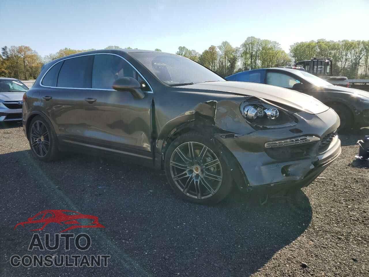 PORSCHE CAYENNE 2012 - WP1AB2A29CLA43084
