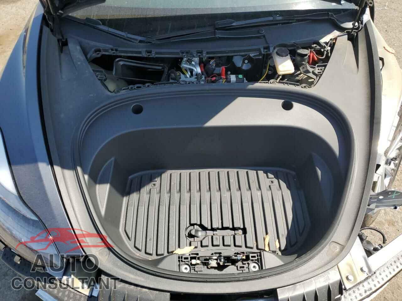 TESLA MODEL 3 2023 - 5YJ3E1EB2PF389041