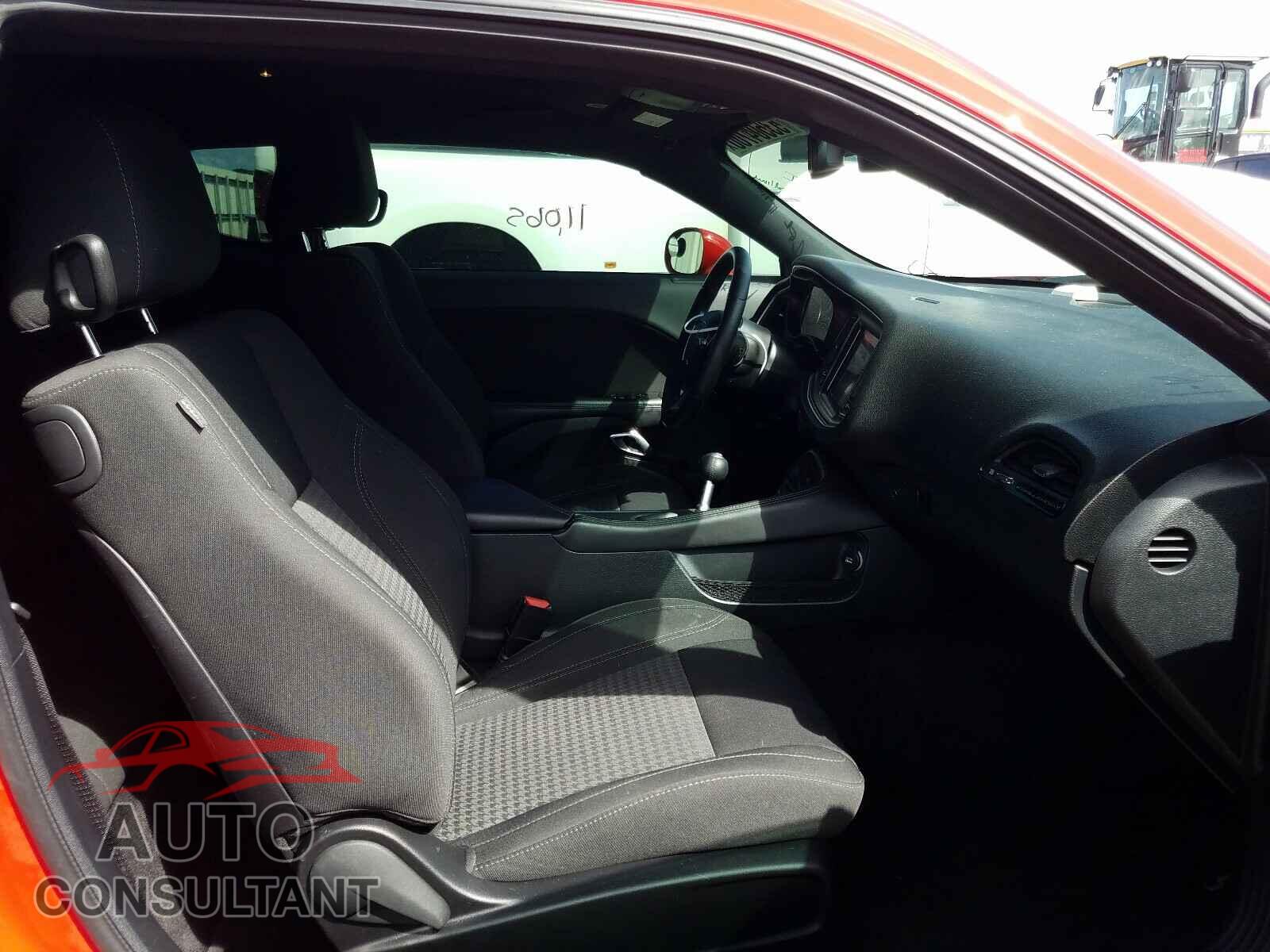 DODGE CHALLENGER 2018 - 2C3CDZBT2JH233084
