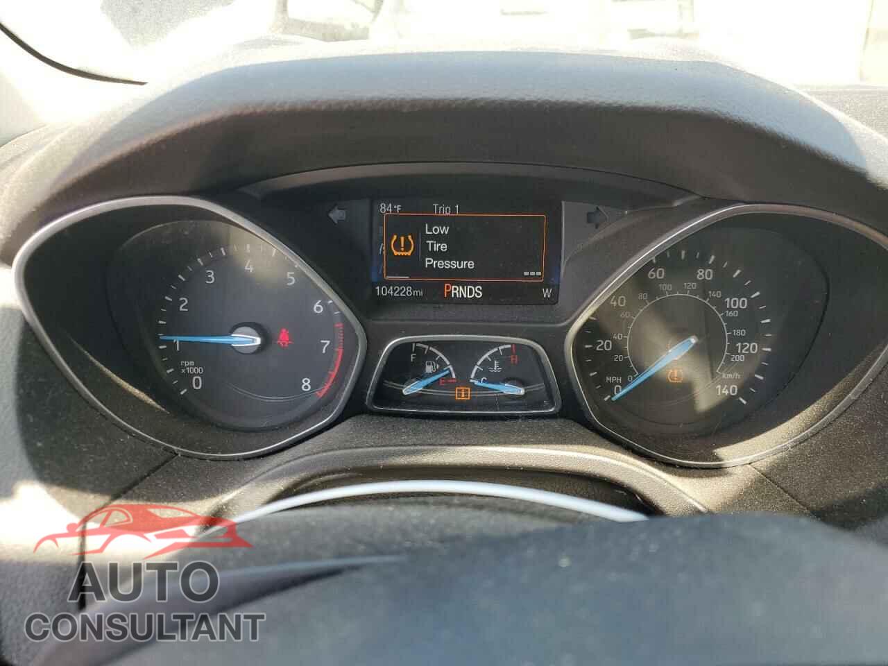 FORD FOCUS 2018 - 1FADP3FE5JL236330