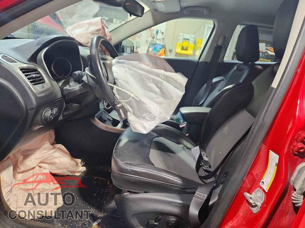JEEP COMPASS 2019 - 3C4NJDBB5KT716410