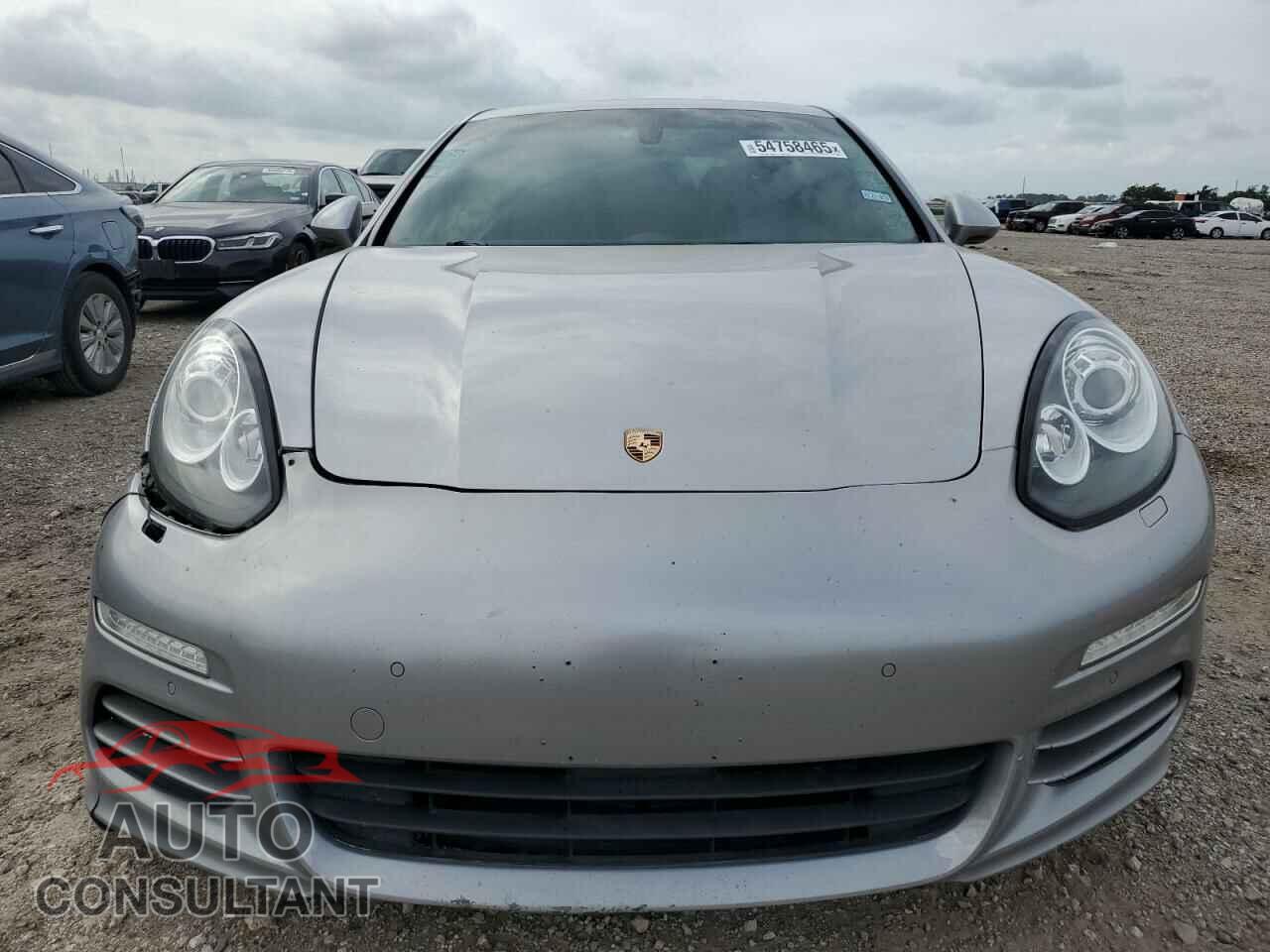 PORSCHE PANAMERA 2015 - WP0AA2A75FL006960