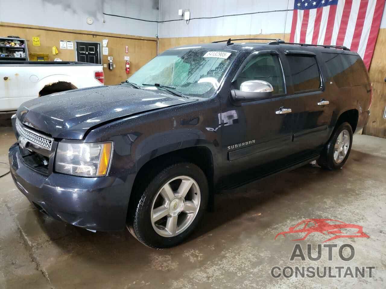CHEVROLET SUBURBAN 2013 - 1GNSKJE75DR191647