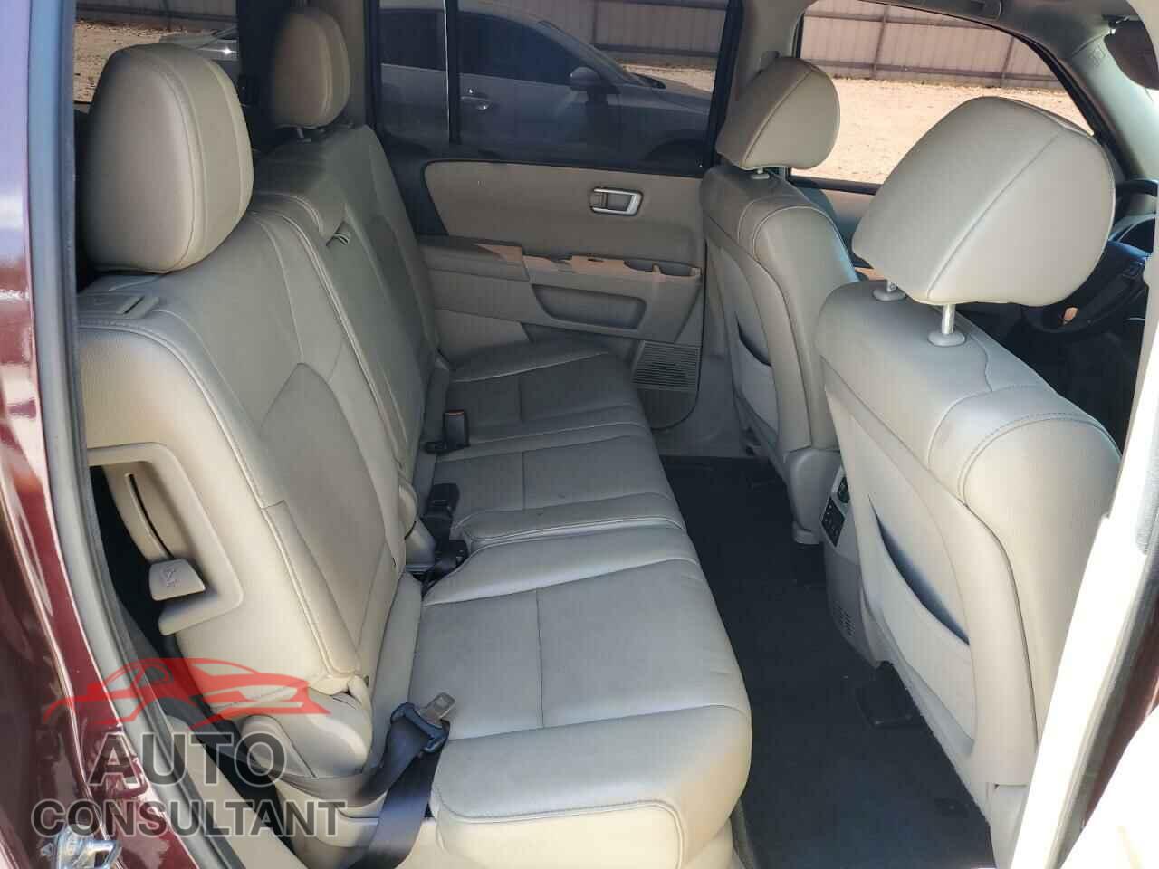 HONDA PILOT 2013 - 5FNYF3H61DB044480