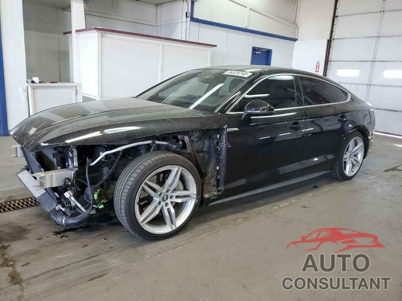 AUDI A5 2018 - WAUENCF5XJA004044