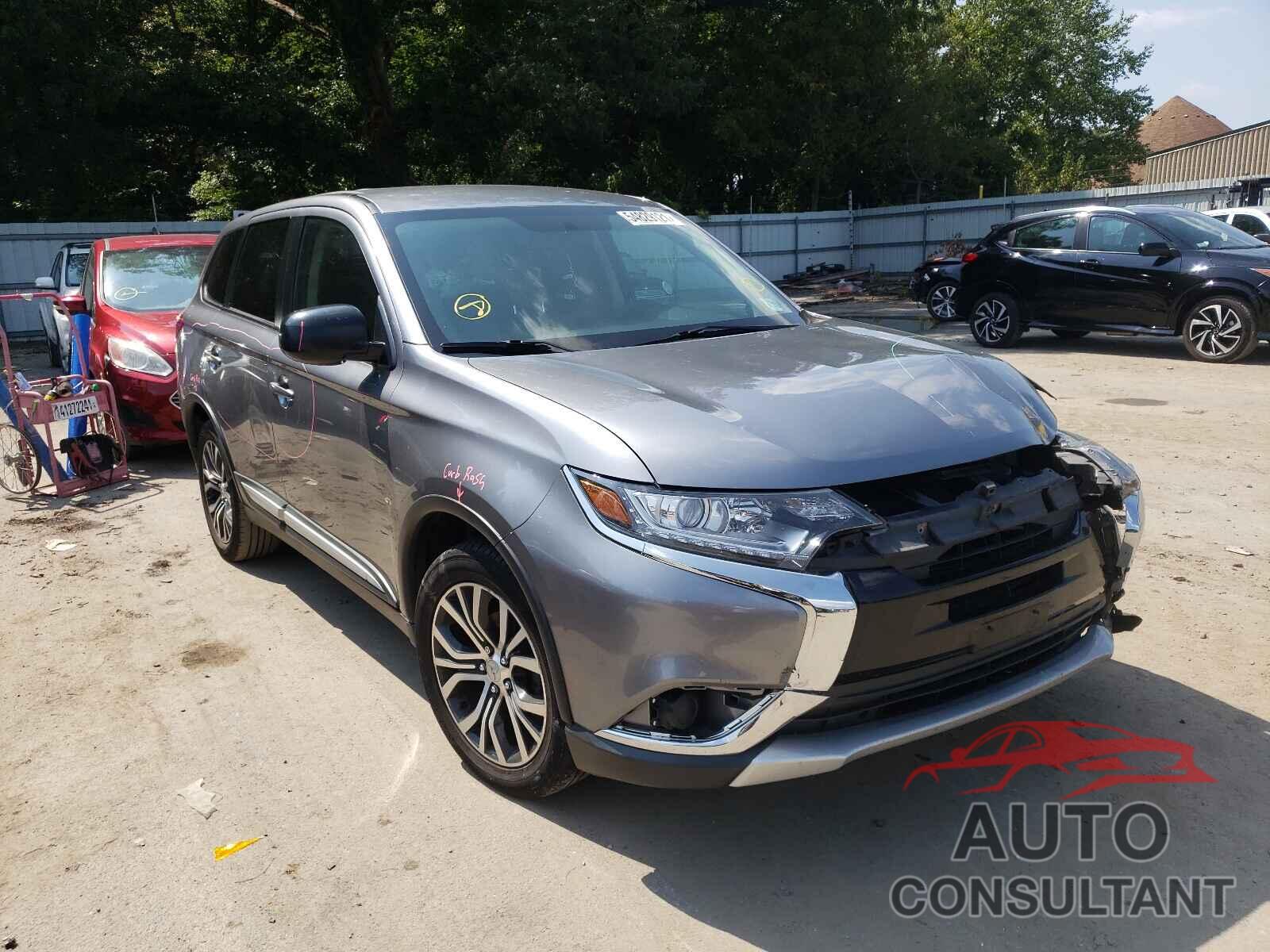 MITSUBISHI OUTLANDER 2018 - JA4AD2A35JZ010785