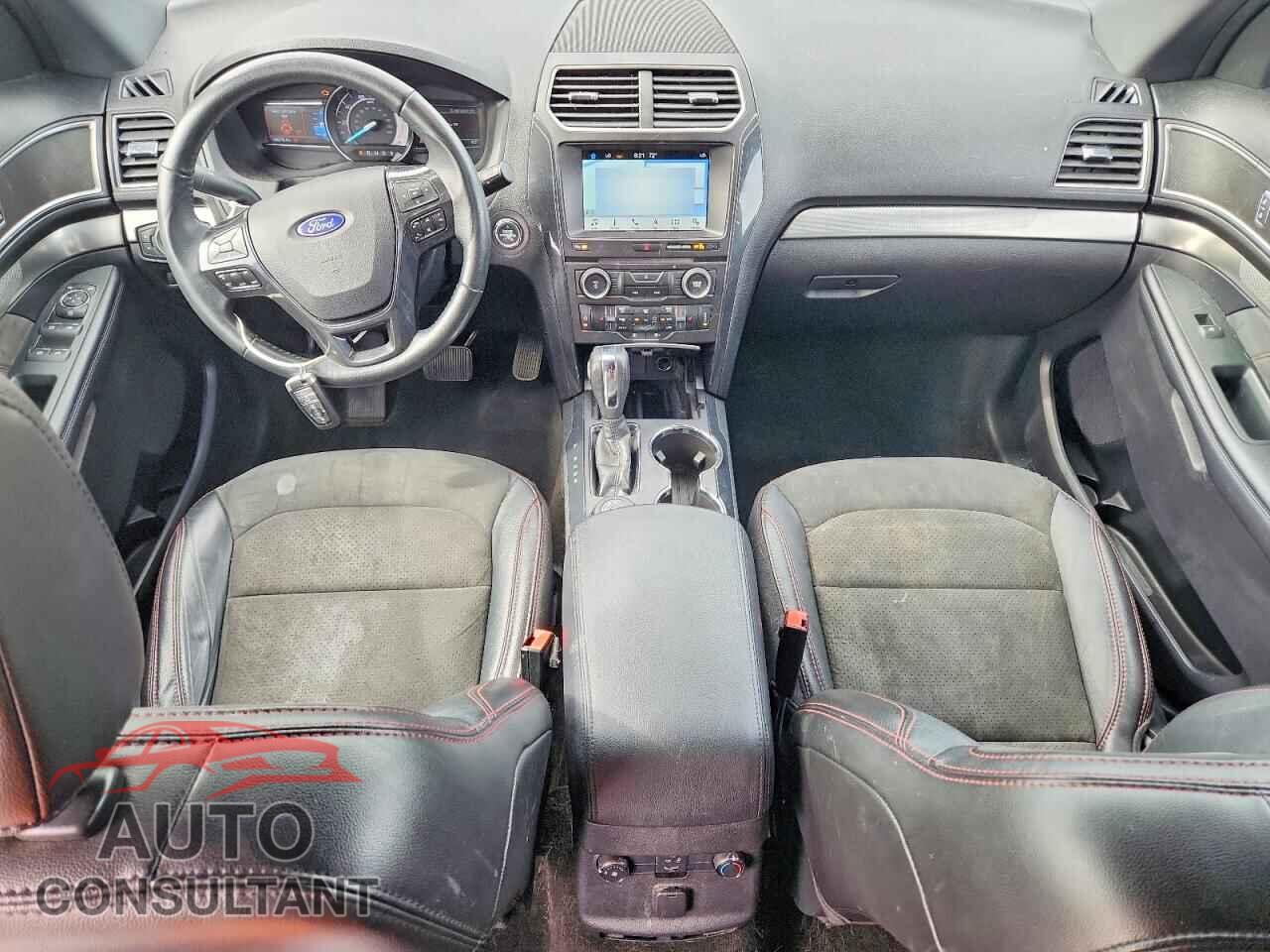 FORD EXPLORER 2018 - 1FM5K8D87JGB75977