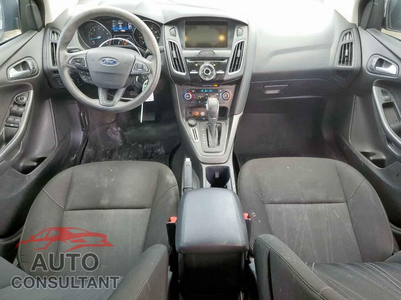 FORD FOCUS 2018 - 1FADP3M25JL210562