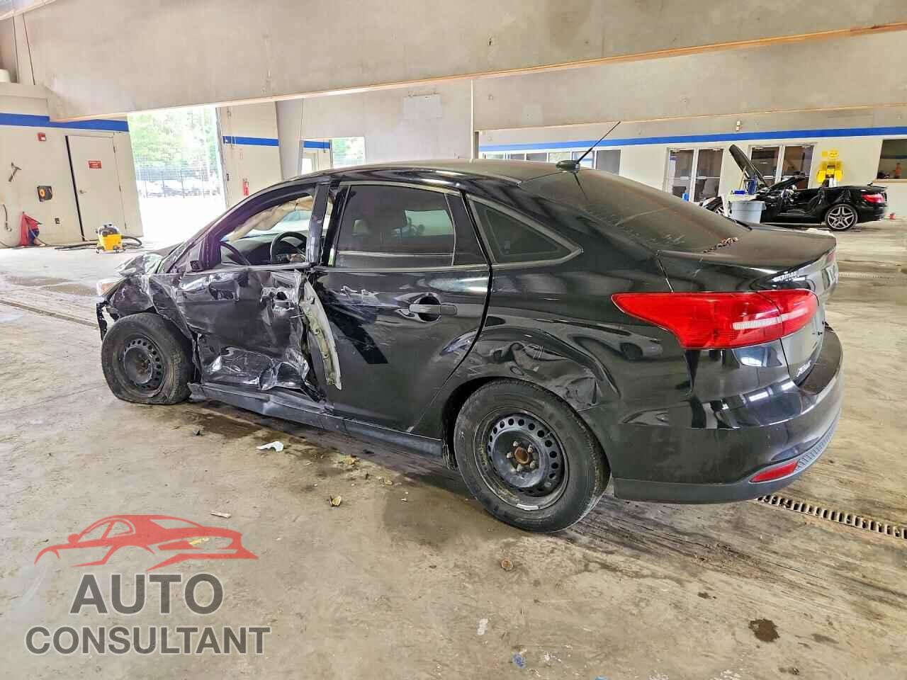 FORD FOCUS 2017 - 1FADP3E27HL324281