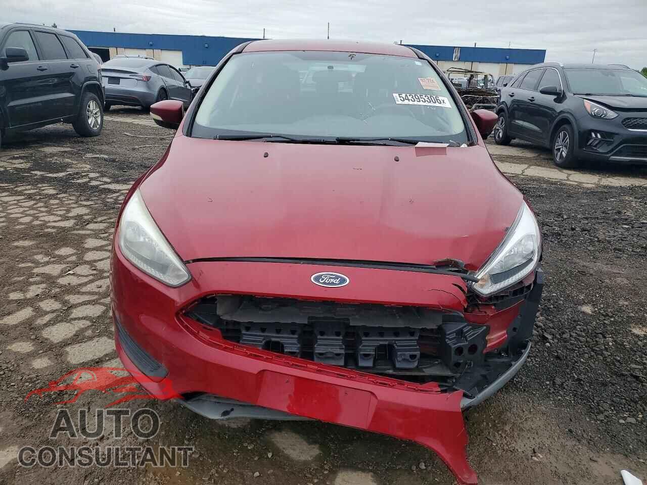 FORD FOCUS 2015 - 1FADP3K21FL377172