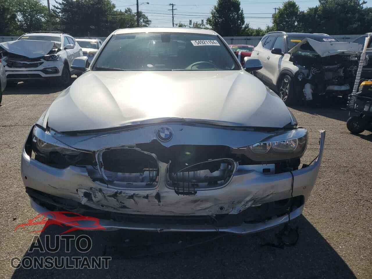 BMW 3 SERIES 2016 - WBA8E5G51GNU20976