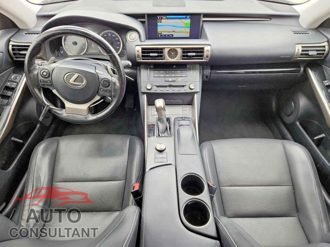LEXUS IS 2016 - JTHBA1D29G5037373
