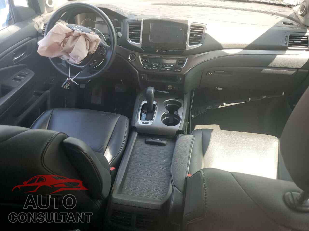 HONDA PILOT 2018 - 5FNYF6H57JB039756