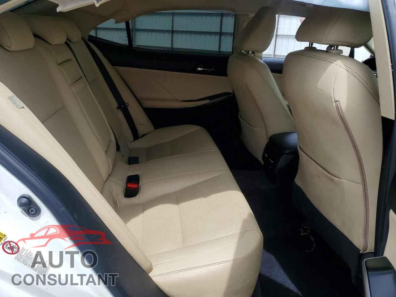 LEXUS IS 2014 - JTHBF1D25E5011237
