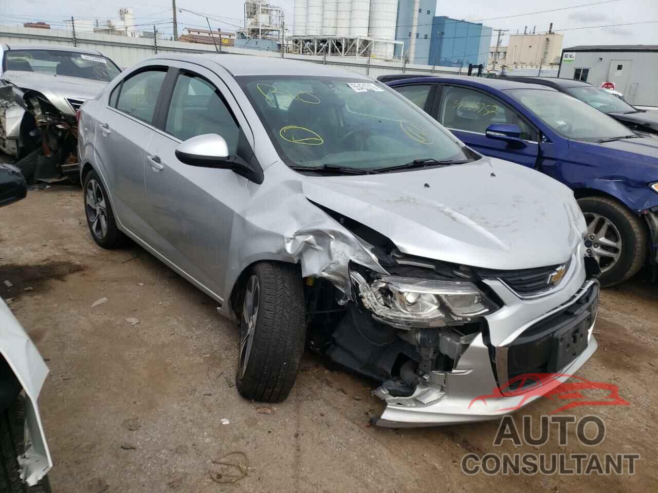 CHEVROLET SONIC 2017 - 1G1JF5SB4H4121108