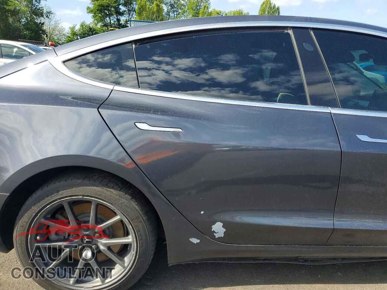 TESLA MODEL 3 2019 - 5YJ3E1EA5KF312129