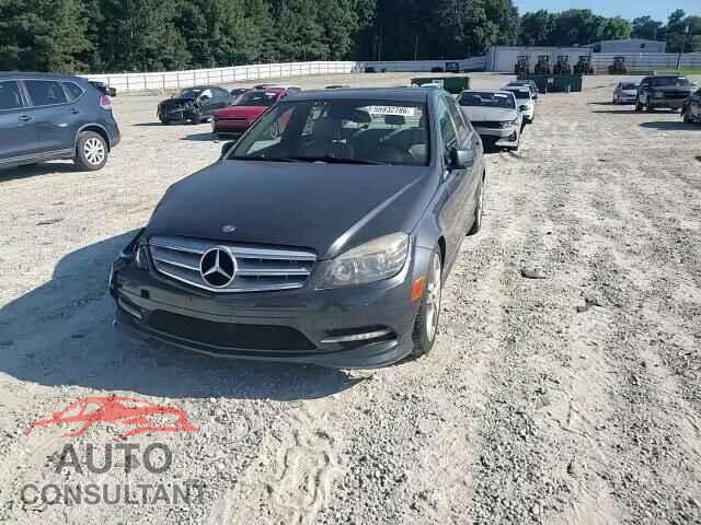 MERCEDES-BENZ C-CLASS 2011 - WDDGF8BB3BR145144