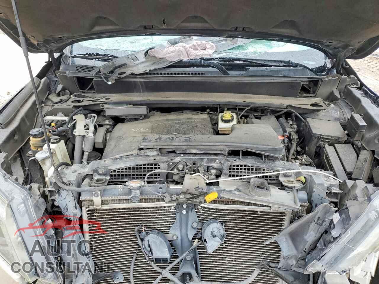 NISSAN PATHFINDER 2018 - 5N1DR2MN9JC604263