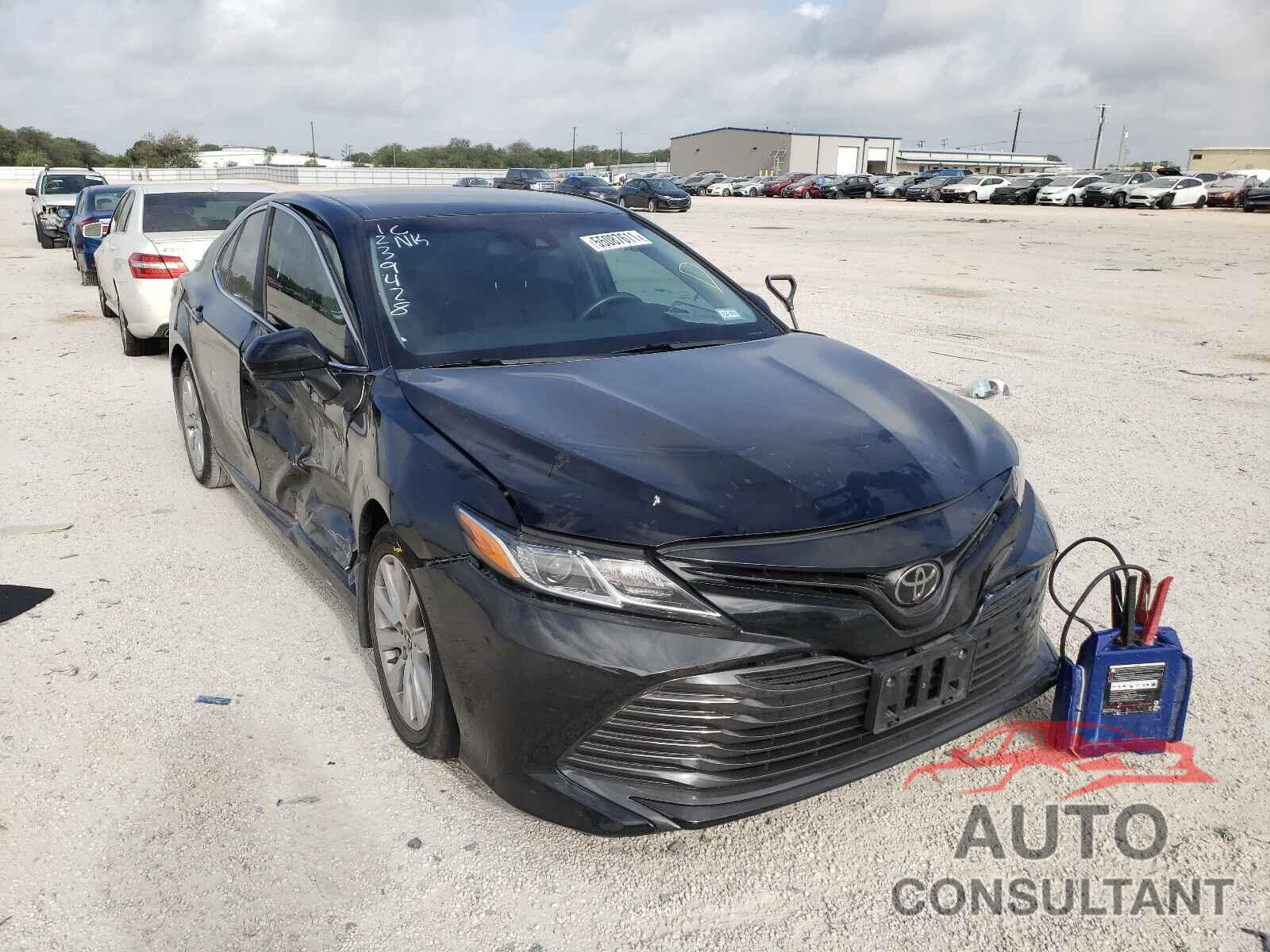 TOYOTA CAMRY 2018 - JTNB11HK8J3047578
