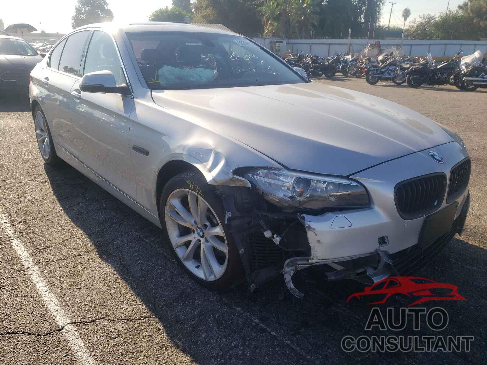 BMW 5 SERIES 2016 - WBA5B1C50GG130386