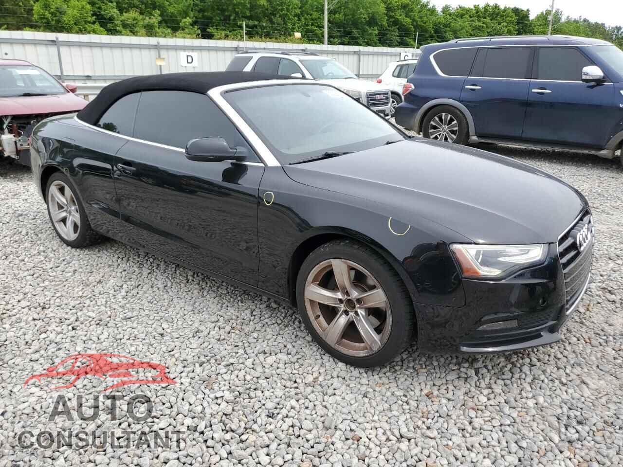 AUDI A5 2013 - WAUJFAFH4DN017895