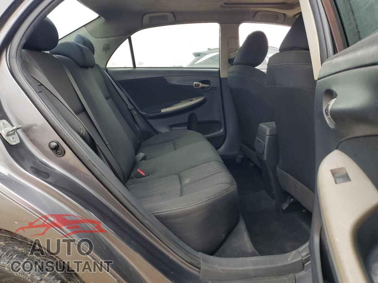 TOYOTA COROLLA 2013 - 5YFBU4EE3DP098087