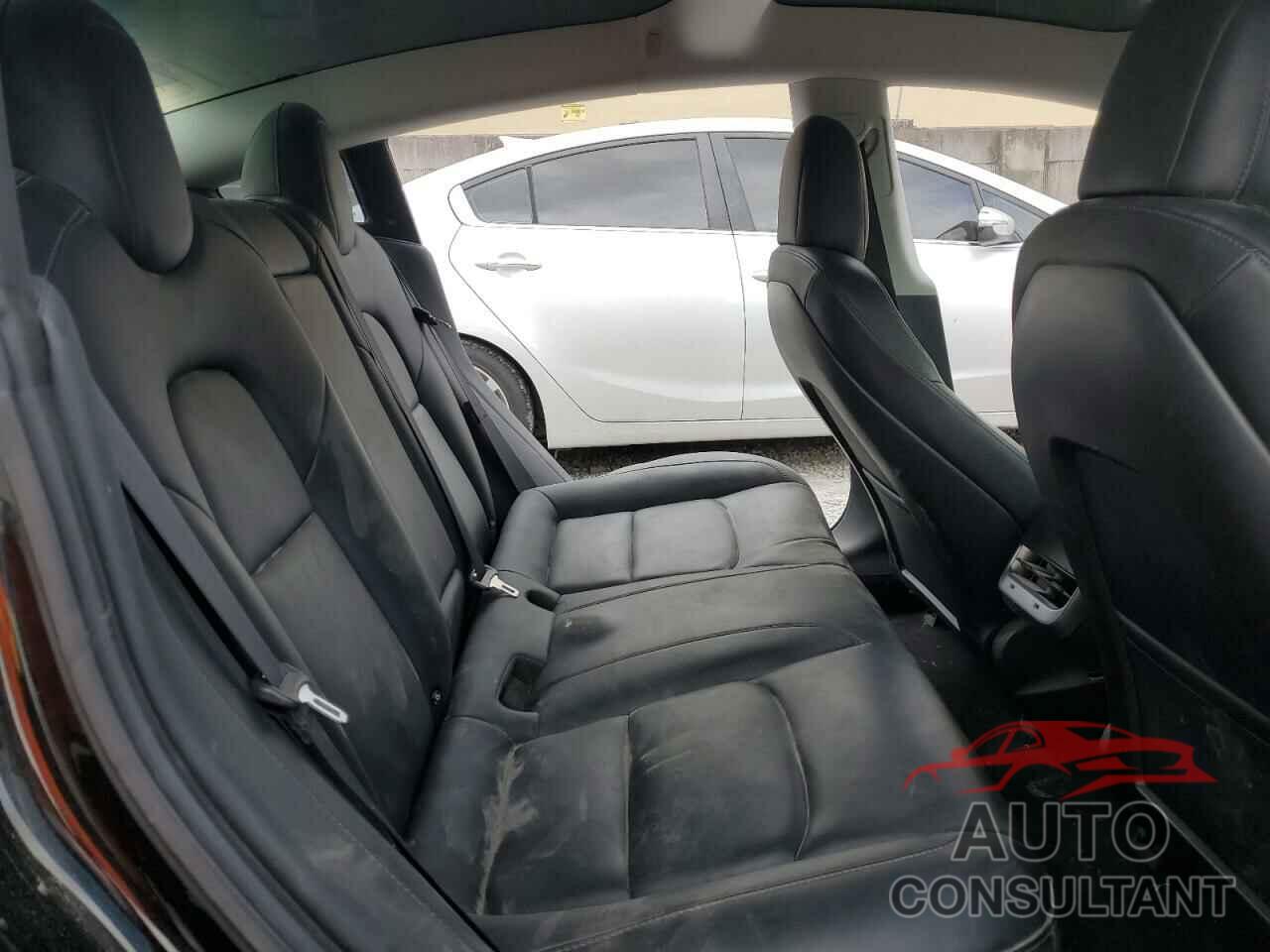 TESLA MODEL 3 2018 - 5YJ3E1EA4JF173304