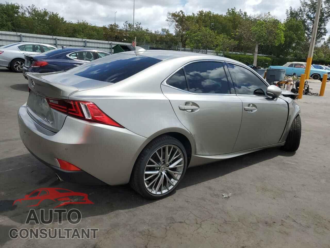 LEXUS IS 2015 - JTHBF1D22F5064544