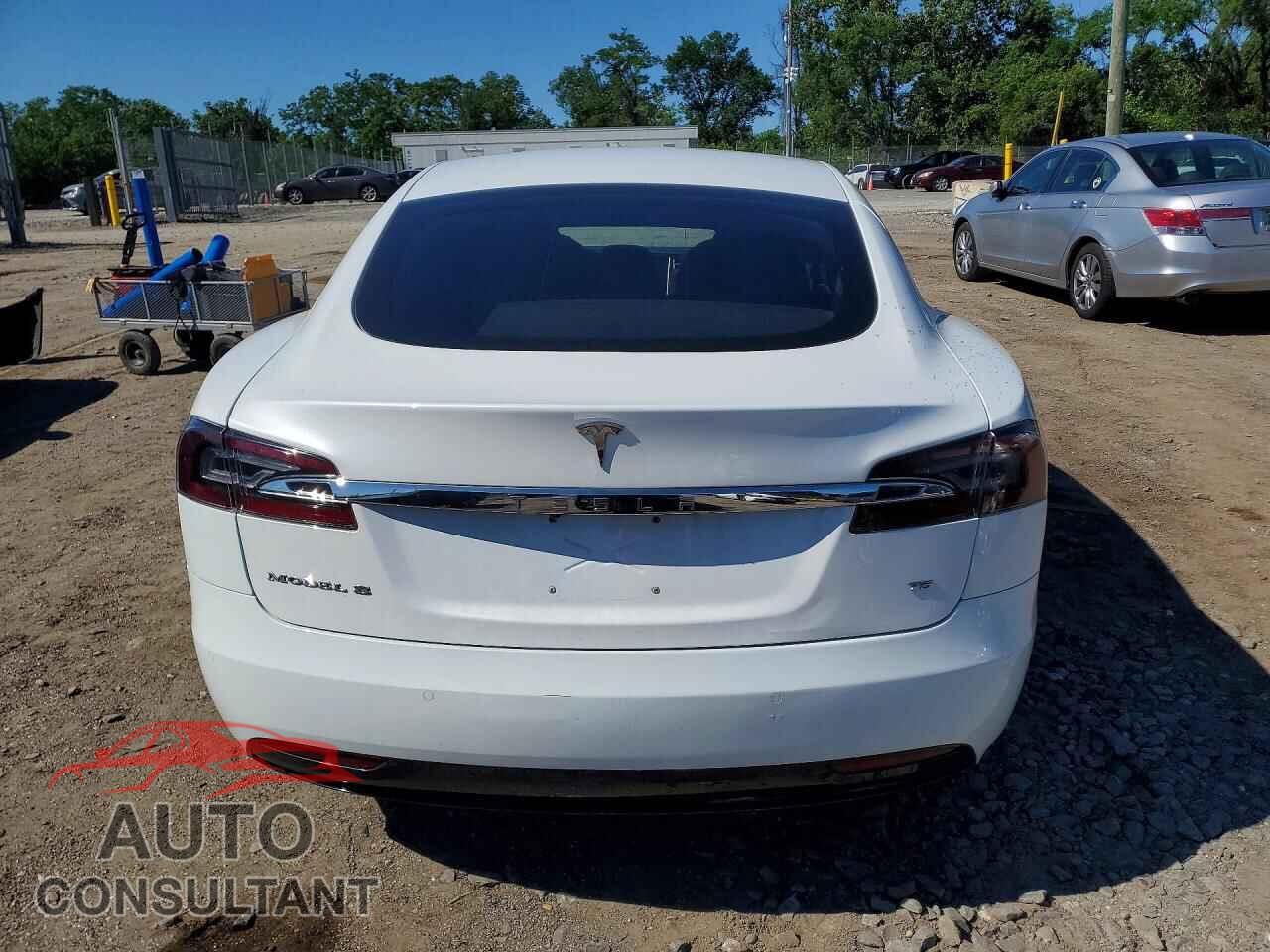 TESLA MODEL S 2017 - 5YJSA1E18HF190043