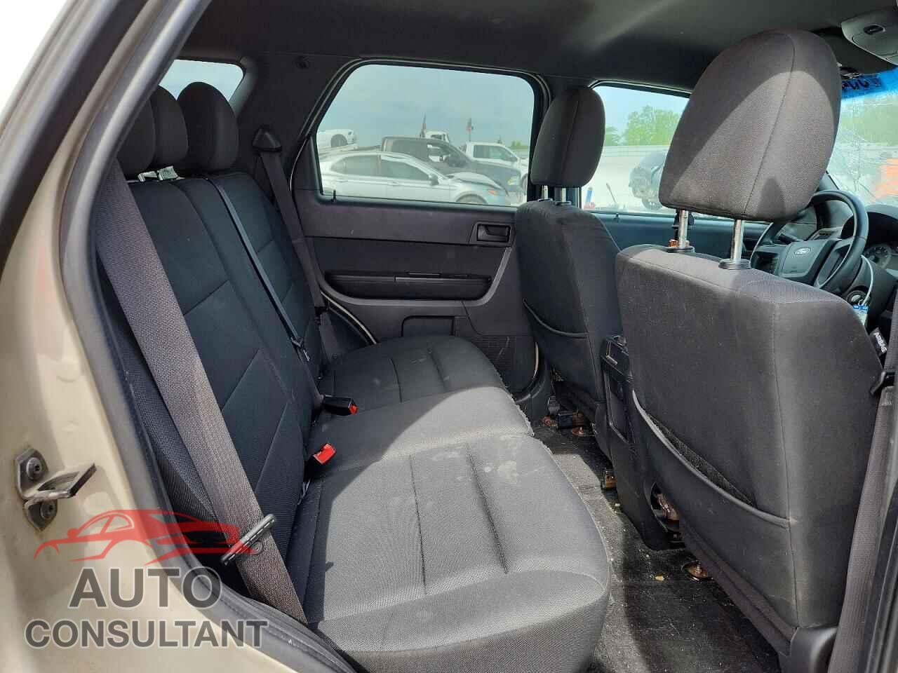 FORD ESCAPE 2012 - 1FMCU9DG7CKA25155