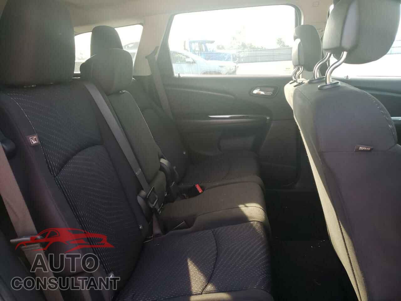 DODGE JOURNEY 2017 - 3C4PDCBB4HT700699