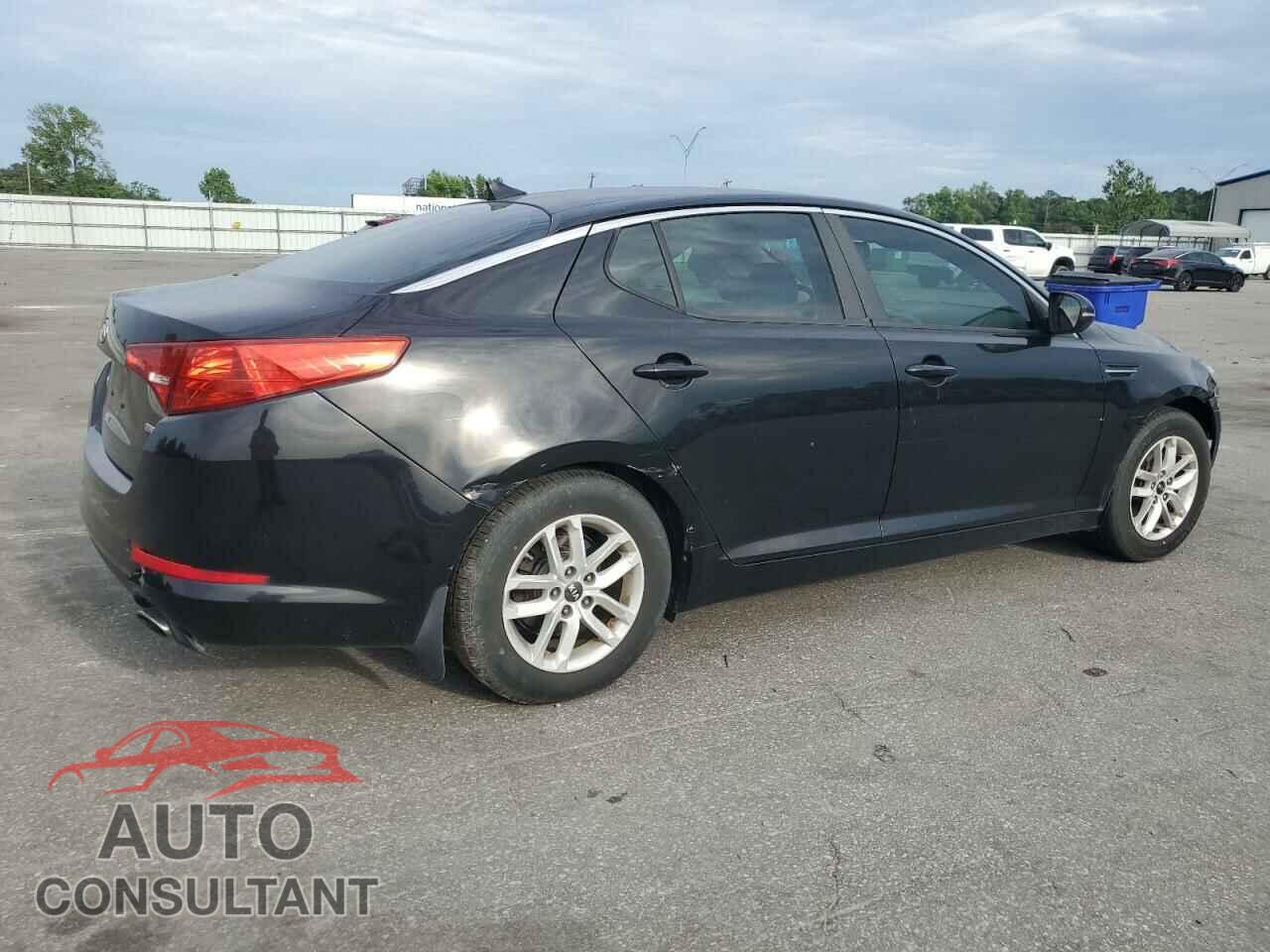 KIA OPTIMA 2011 - KNAGM4A76B5082065