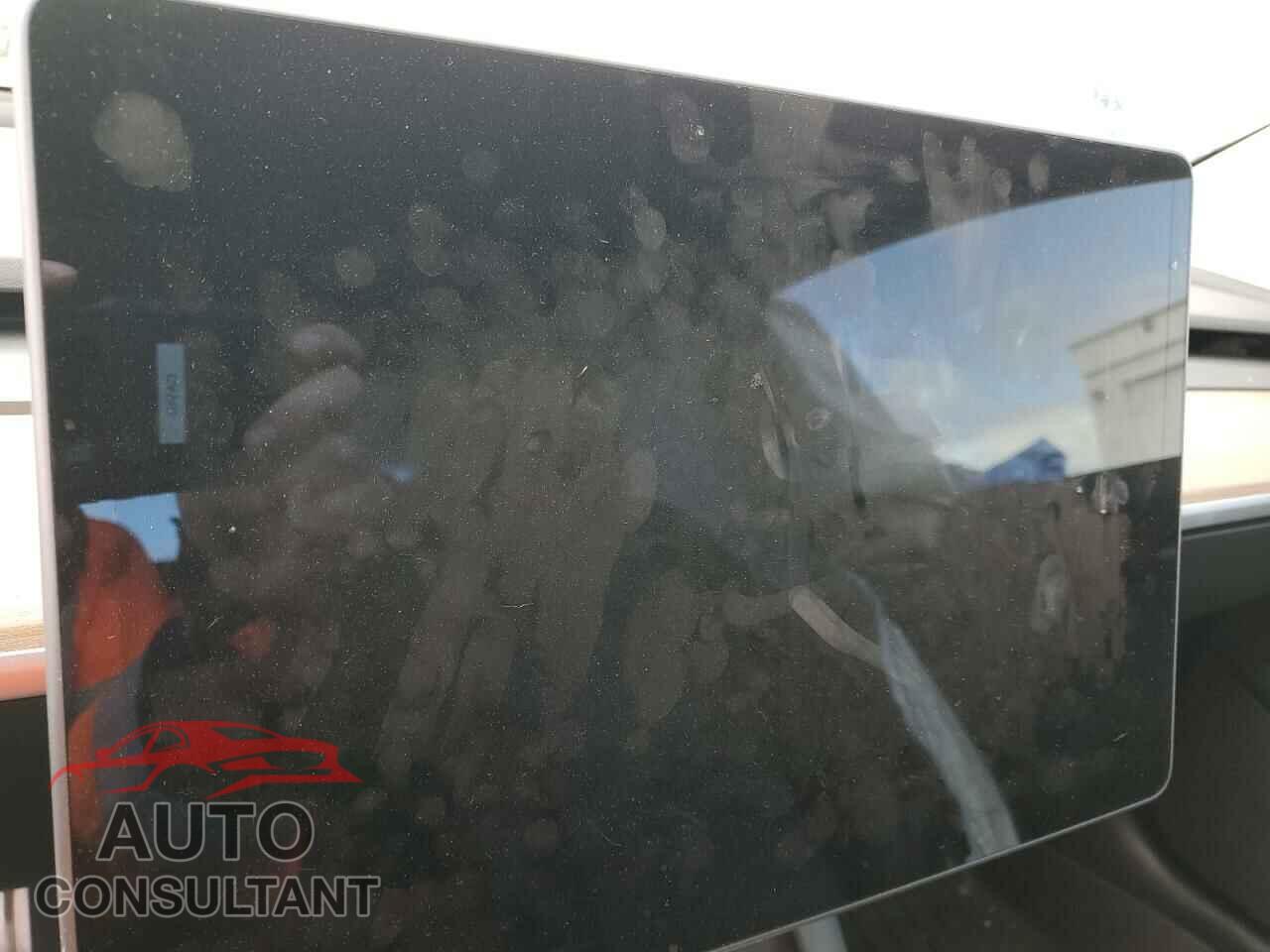 TESLA MODEL 3 2021 - 5YJ3E1EA1MF997586