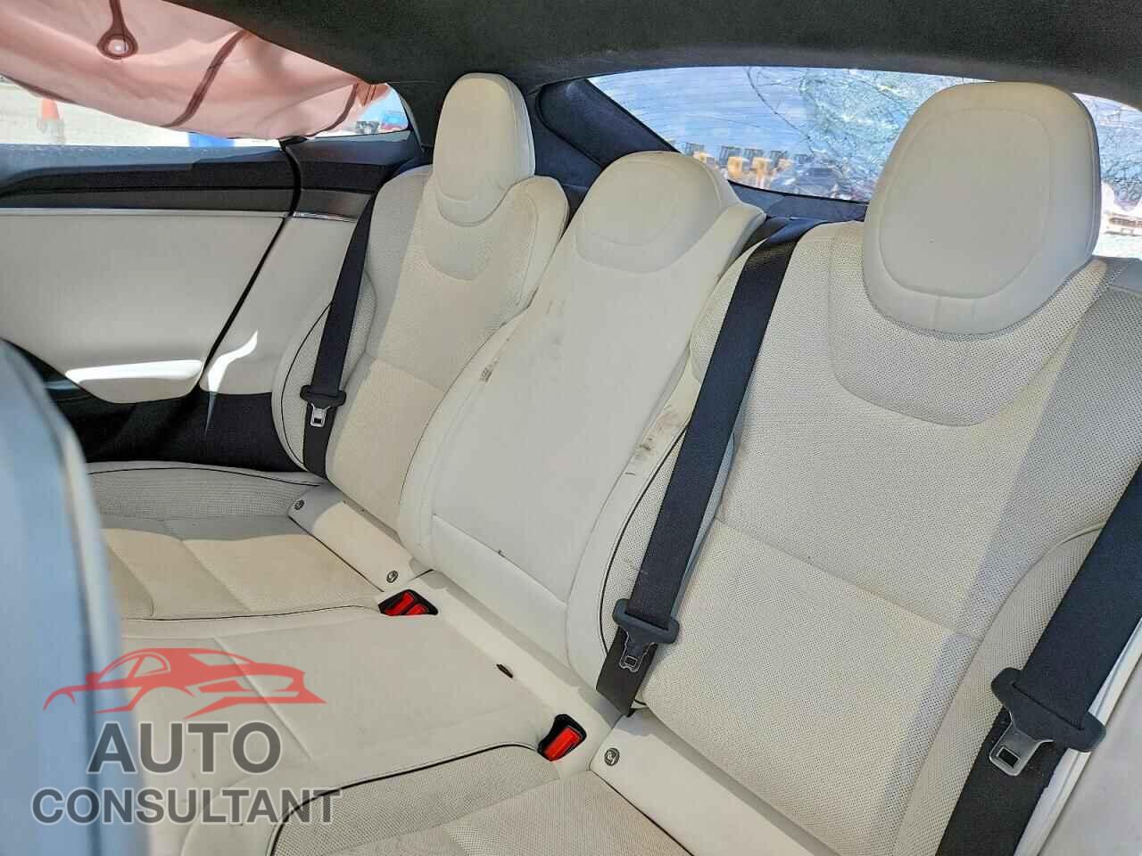 TESLA MODEL S 2021 - 5YJSA1E60MF454393