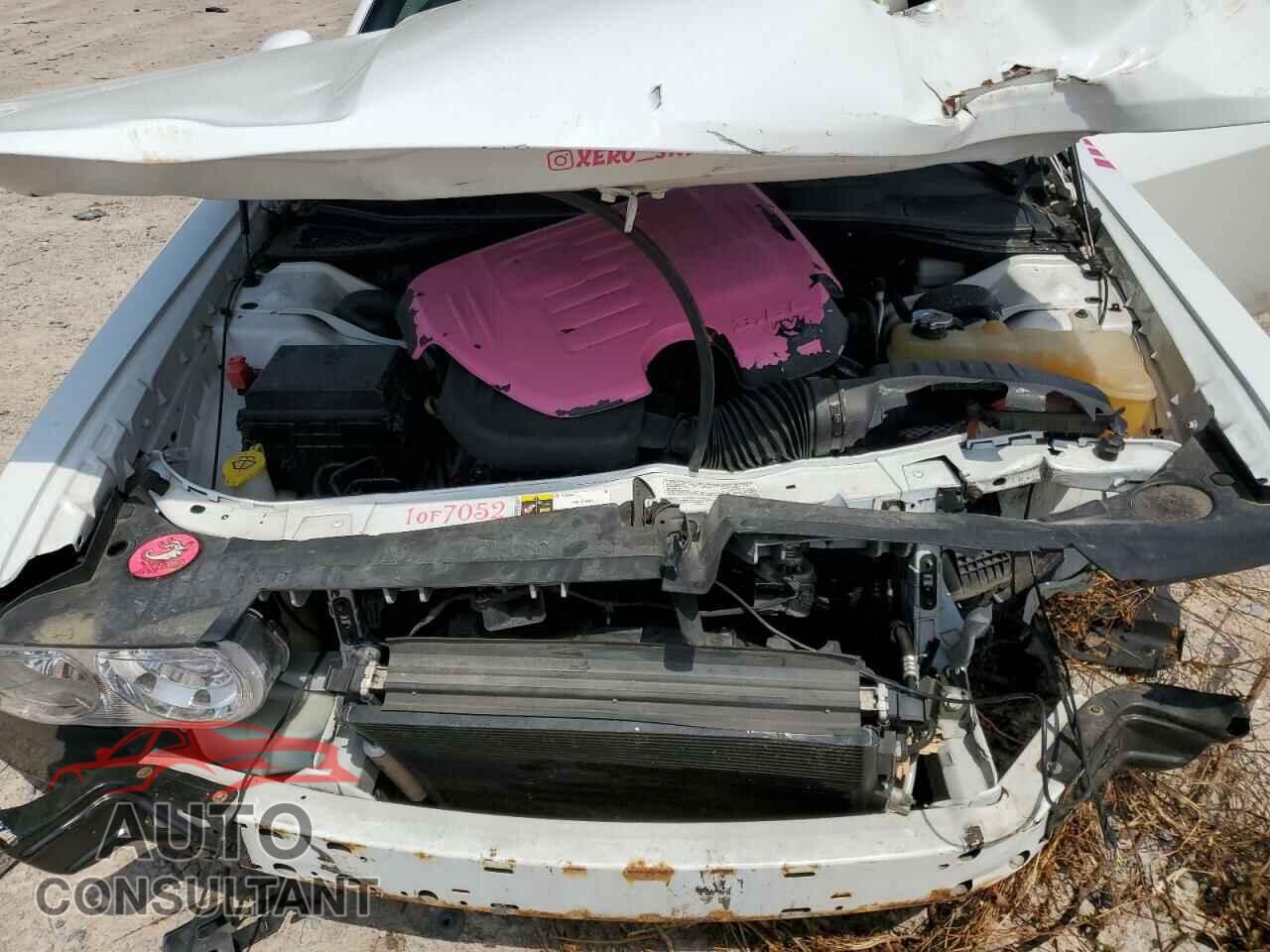 DODGE CHALLENGER 2013 - 2C3CDYAG2DH628000