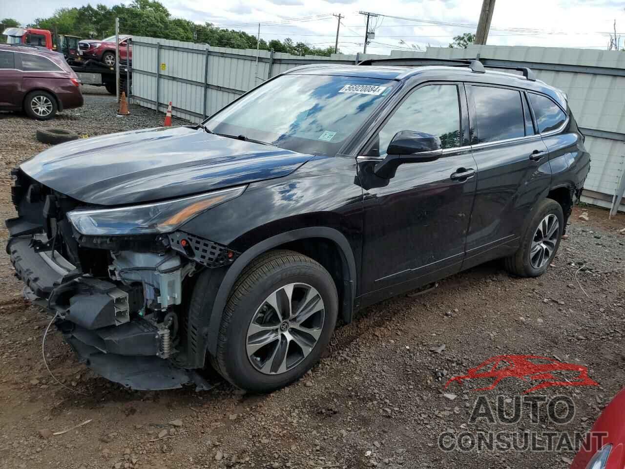 TOYOTA HIGHLANDER 2022 - 5TDGZRBH7NS583229