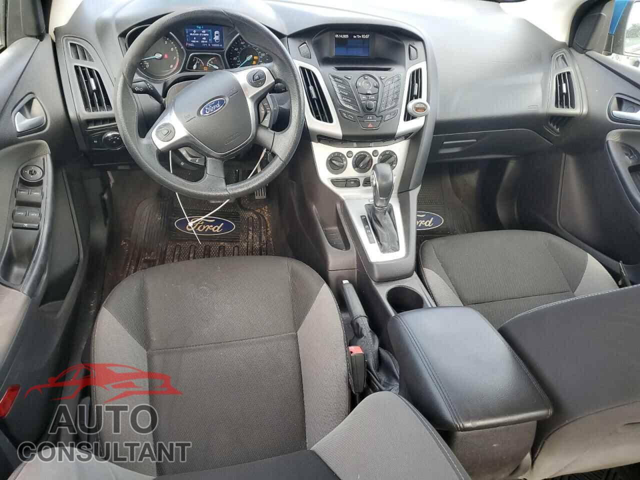 FORD FOCUS 2013 - 1FADP3F2XDL297408