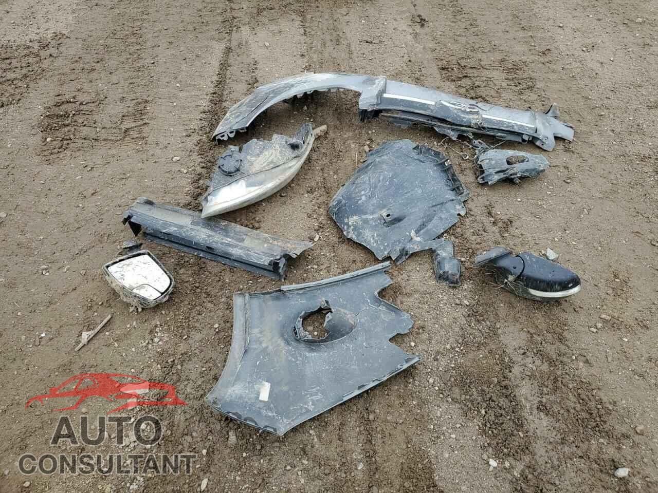 FORD FOCUS 2014 - 1FADP3F2XEL140592