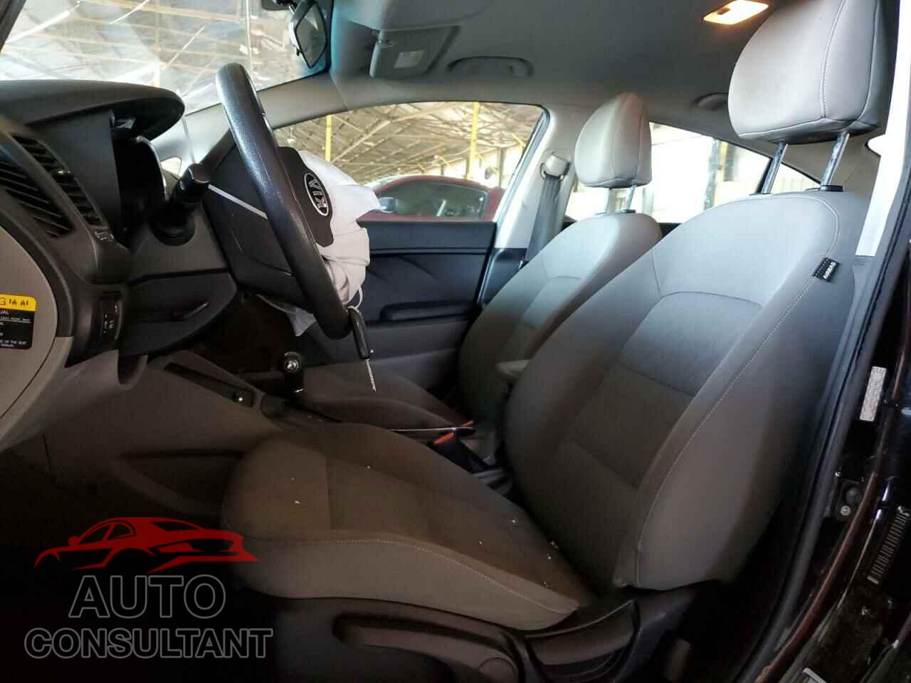 KIA FORTE 2016 - KNAFK4A6XG5458931