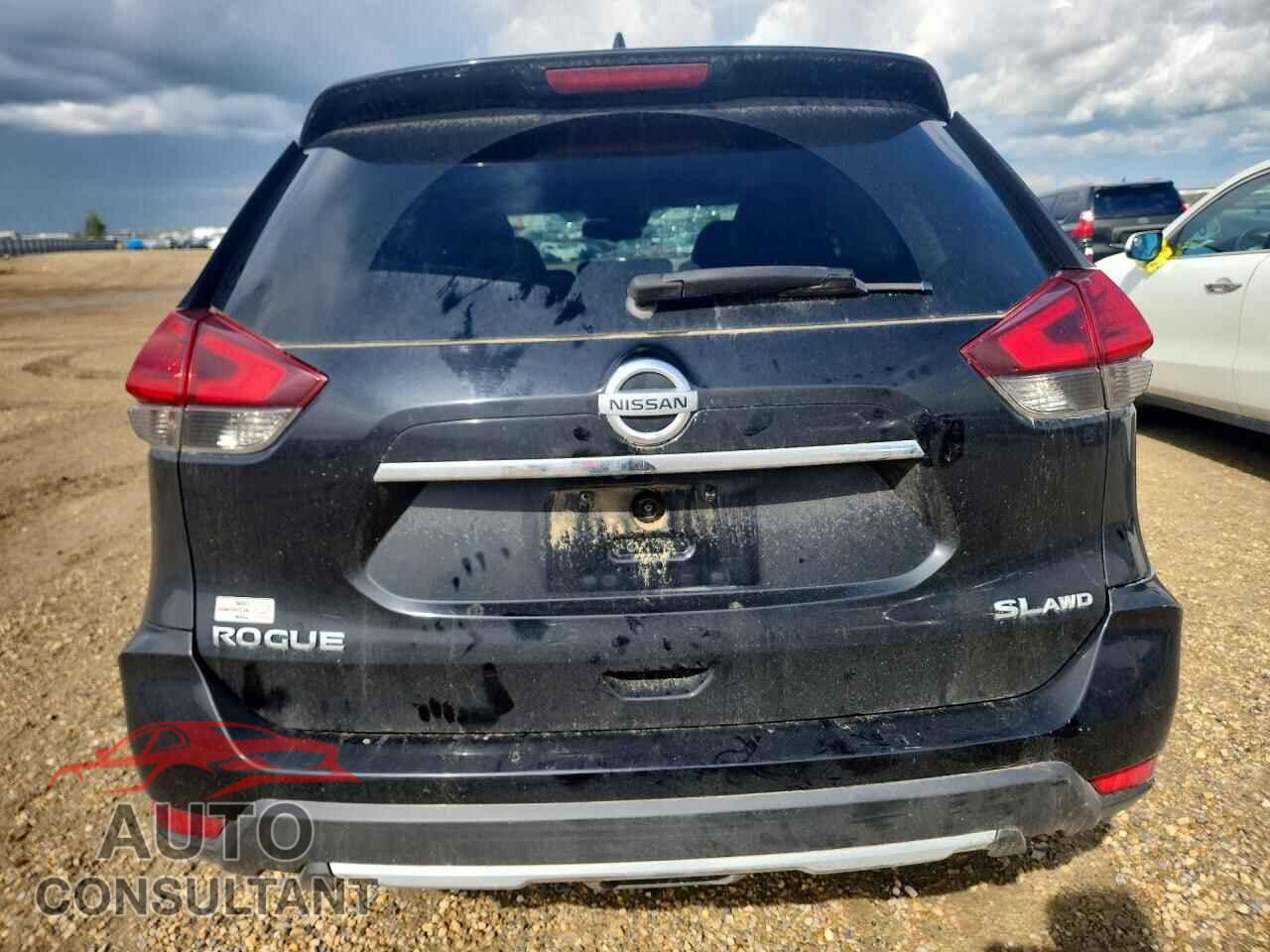 NISSAN ROGUE 2017 - 5N1AT2MV2HC879357