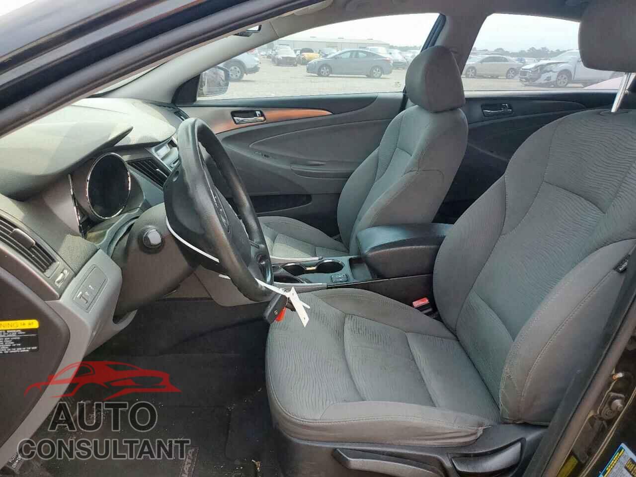 HYUNDAI SONATA 2015 - KMHEC4A40FA123382