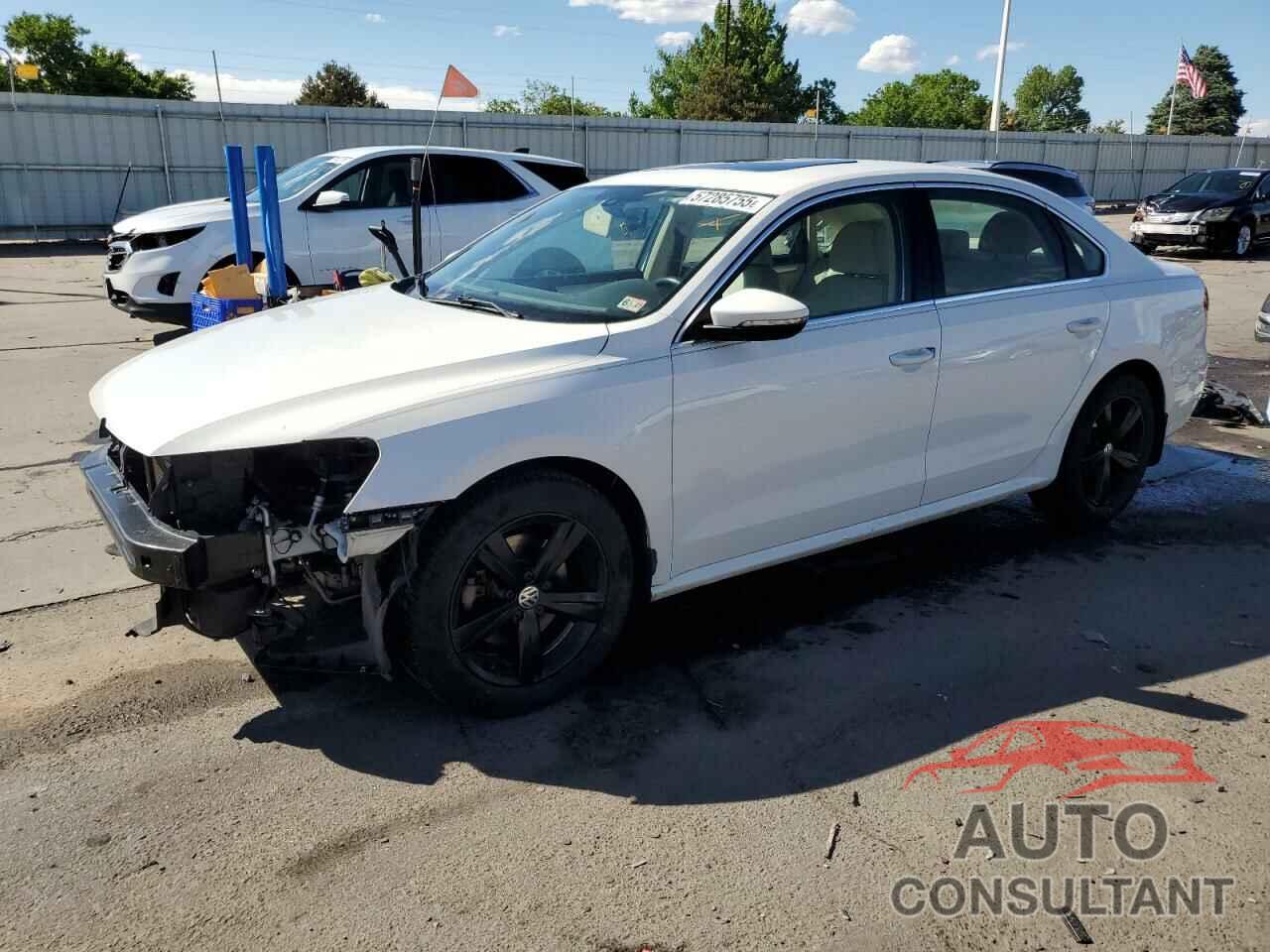 VOLKSWAGEN PASSAT 2012 - 1VWBP7A36CC038905