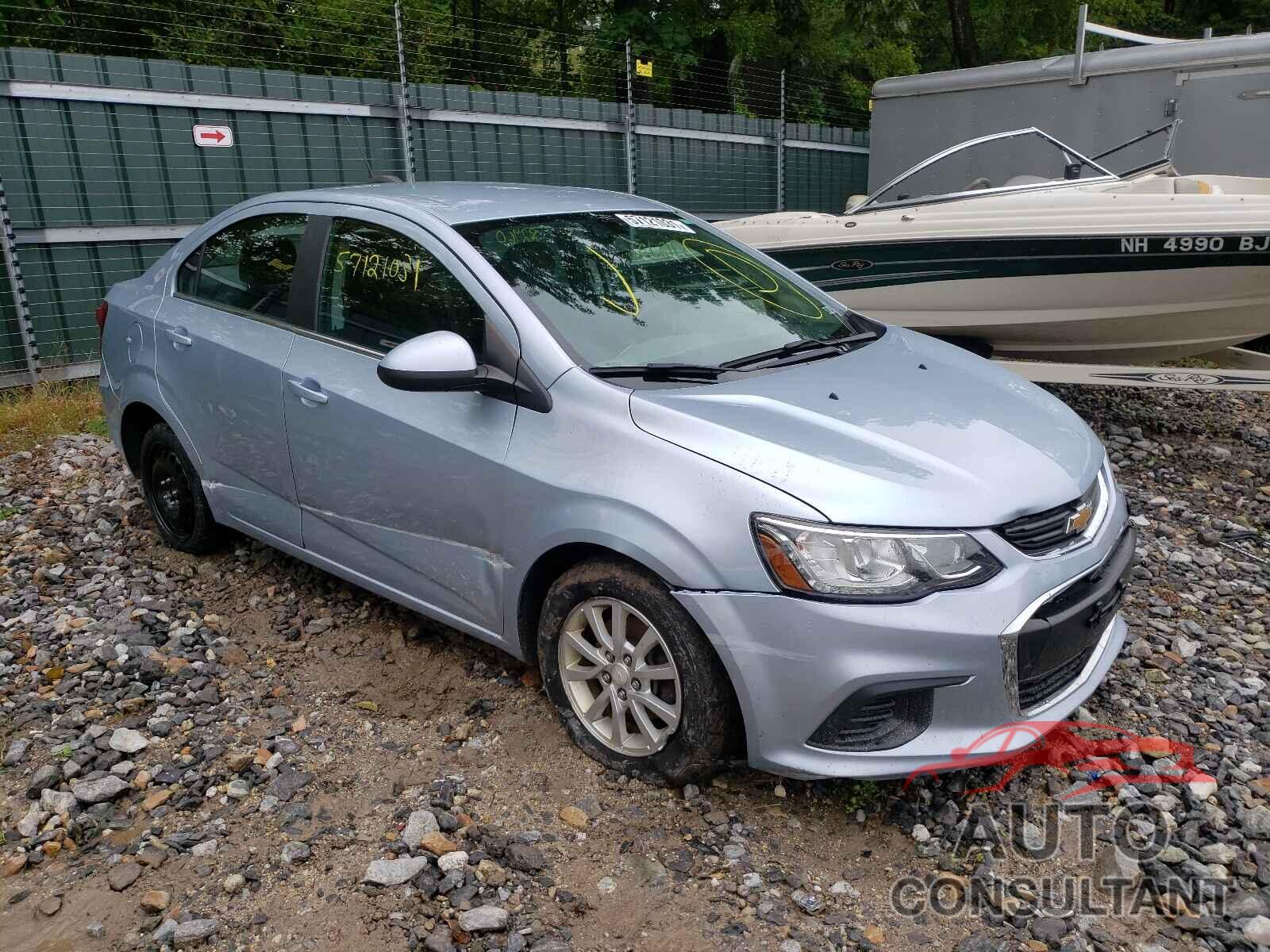 CHEVROLET SONIC 2017 - 1G1JD5SH9H4123978