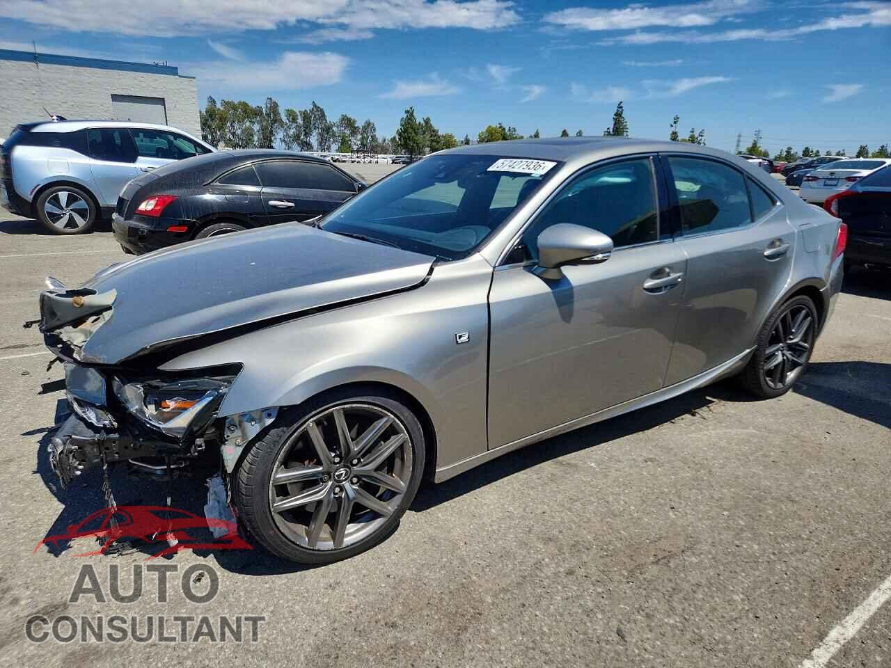 LEXUS IS 2018 - JTHBA1D27J5075403