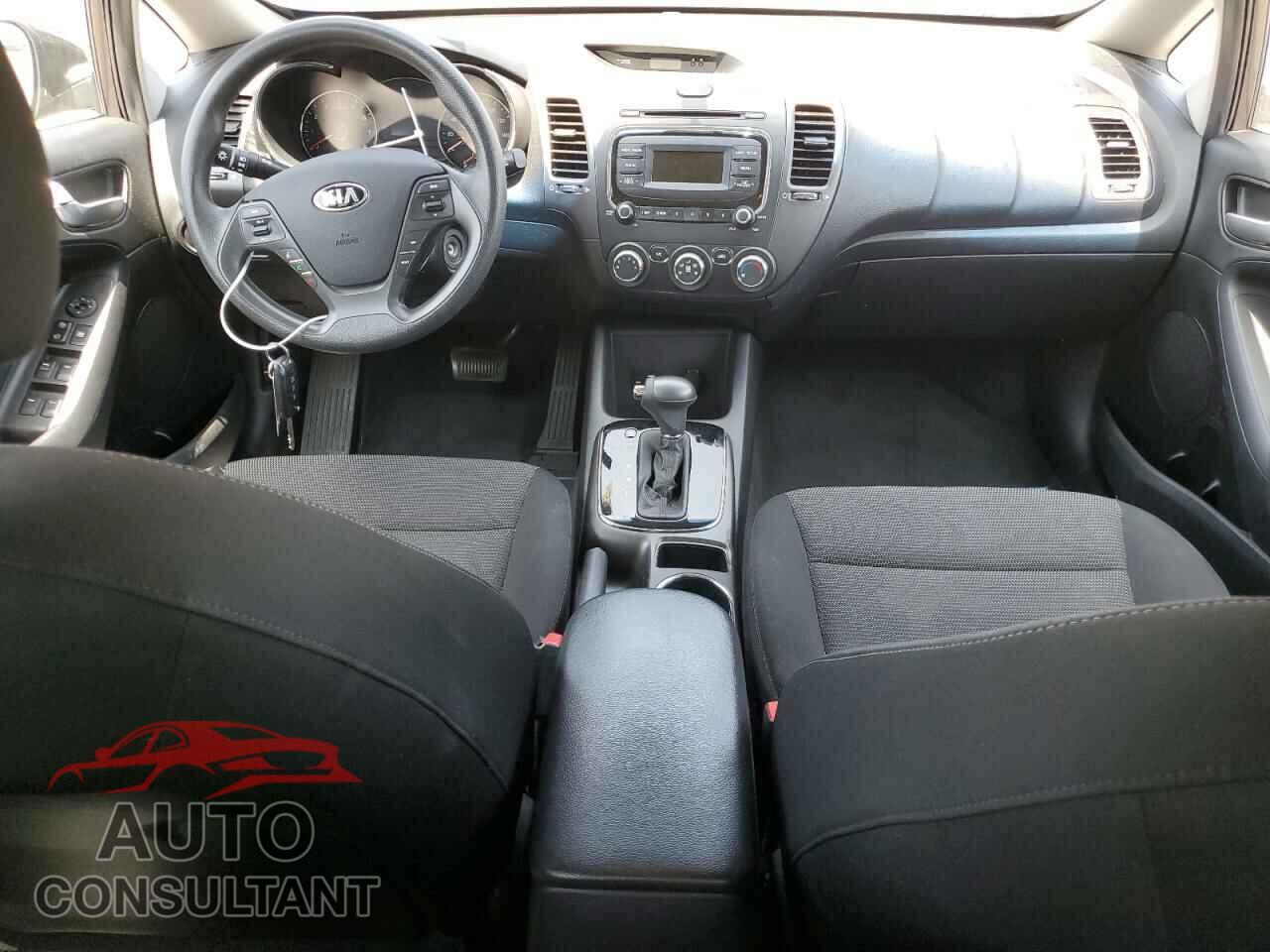 KIA FORTE 2017 - 3KPFK4A72HE035696